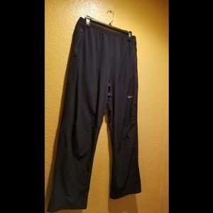 💲⬇️ Nike's Dri-Fit Men's Sweatpants